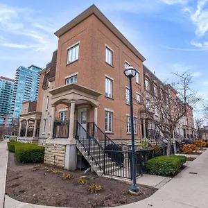 Liberty Village Townhouse Aparthotel Toronto
