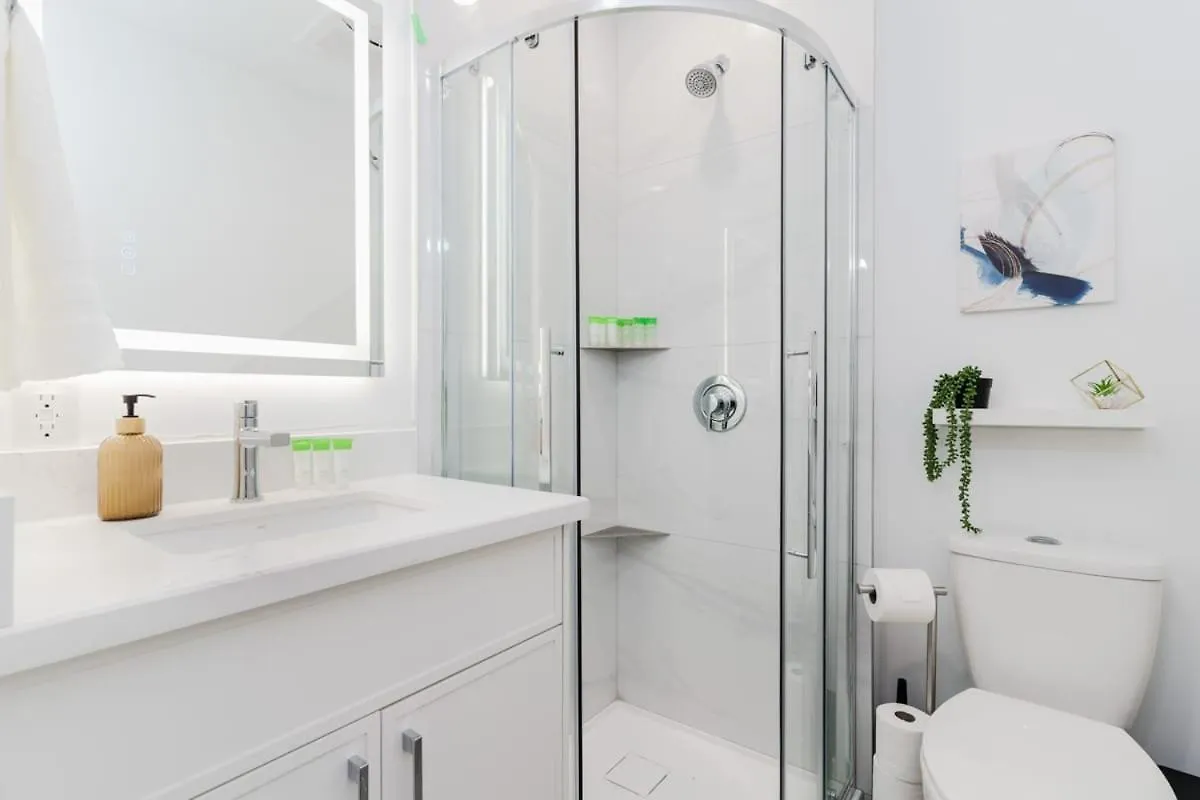New Elegant Suite For 8 W Pati - Heart Of Toronto